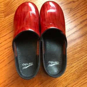 Red Patent Leather Snake Dansko Clogs size 40.